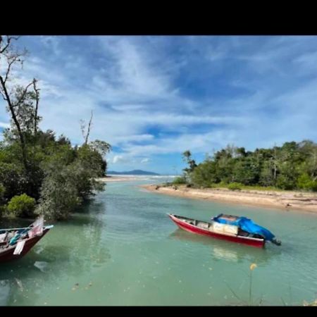 Villa The Mangrove Sematan Exterior foto