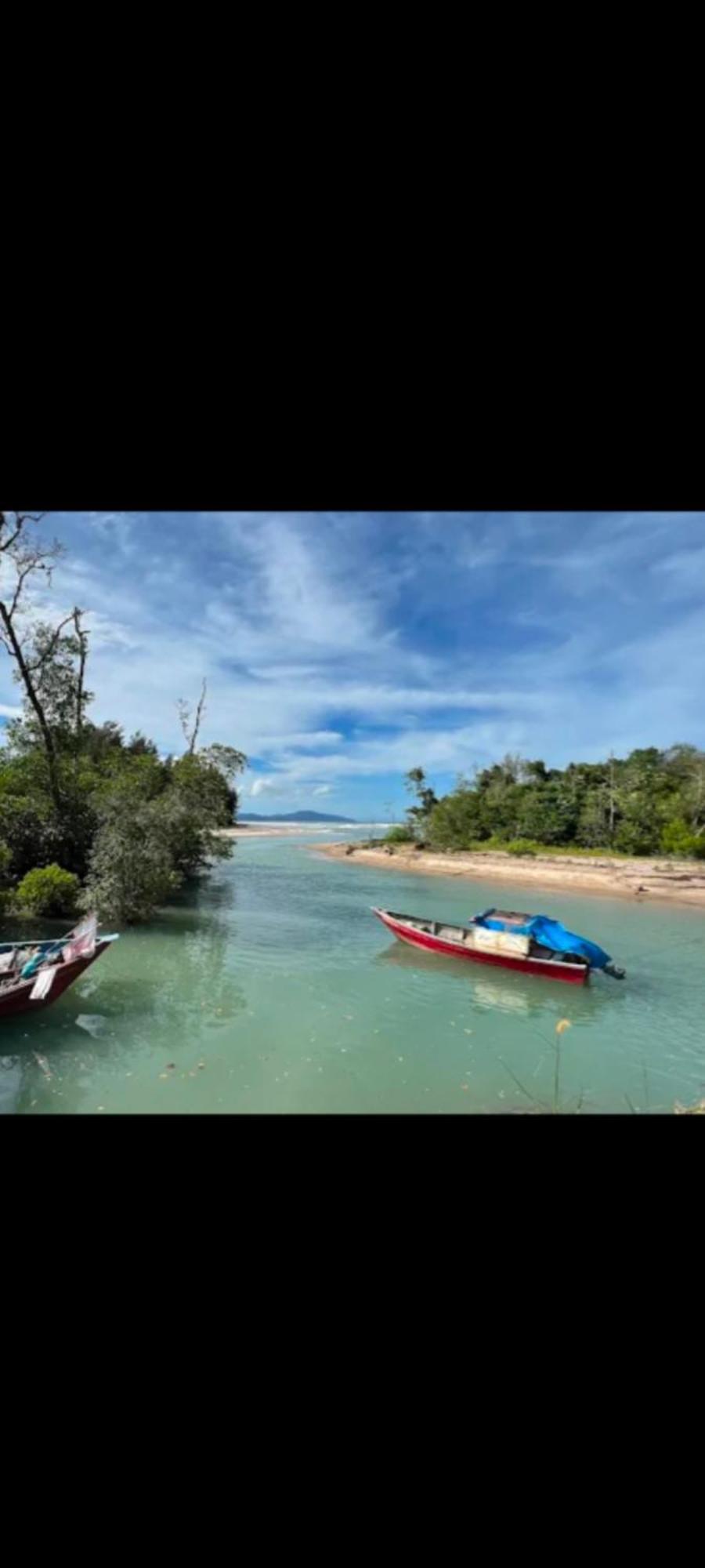 Villa The Mangrove Sematan Exterior foto